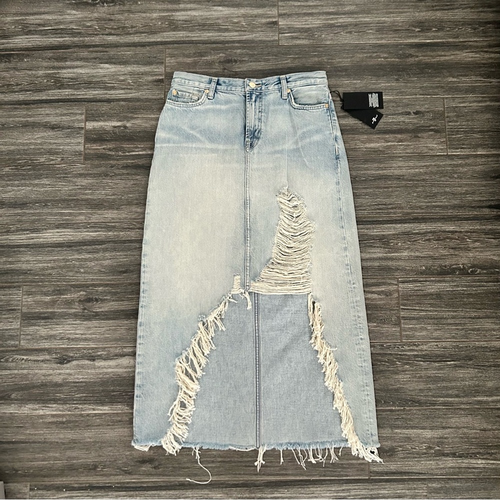 7 For All Mankind Light Blue Denim Jean Skirt Sz 28 new distressed